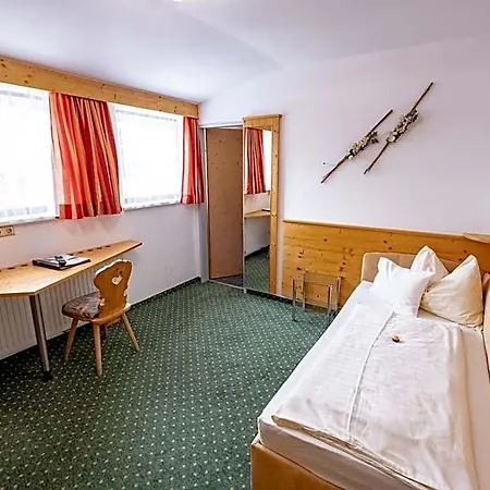 Hotel Nockalm 3*