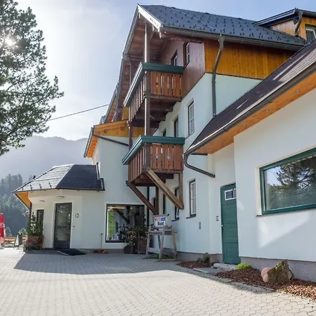 Nockalm Hotel
